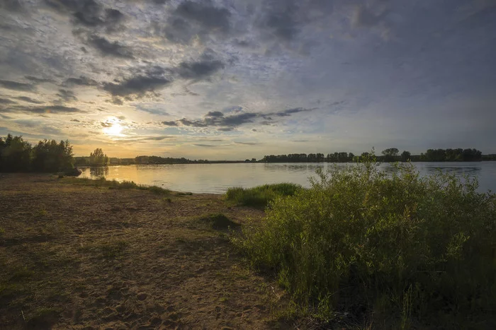 Evening on the banks of the Volga - Nature, beauty, Relaxation, Shore, Beautiful, River, Volga river