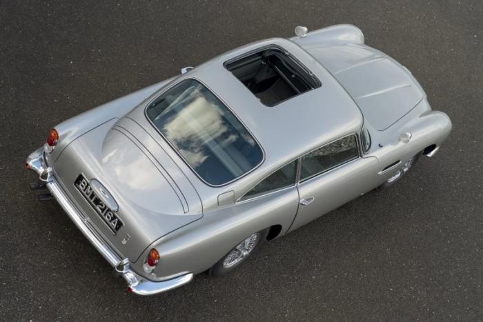 Aston Martin has released a spy version of the DB5 - Aston martin, Retro, Retro car, James Bond, Motorists, Replica, Longpost