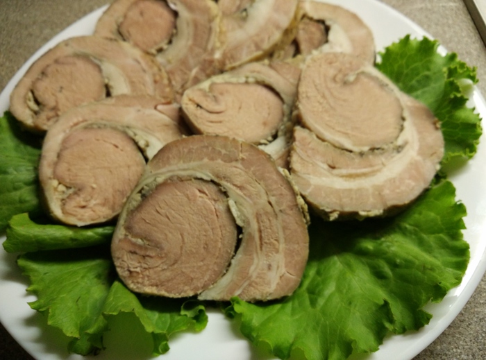 Мясной рулет