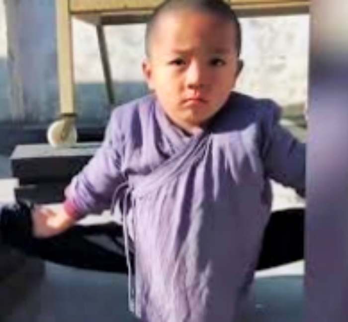 The child is a Shaolin master, I advise you to watch the video about his training, it’s worth it - My, Workout, Interesting to know, Workout at home, Impossible is possible, Stuntmen, Sport, Video