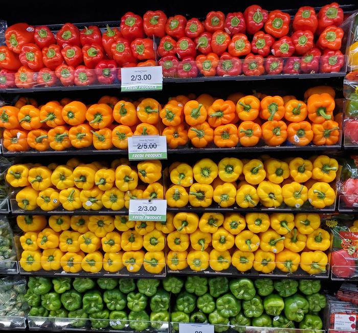 The perfect peppers for the color perfectionist! - Pepper, Bell pepper, Color, Showcase, Pack, Vegetables, Score, Products