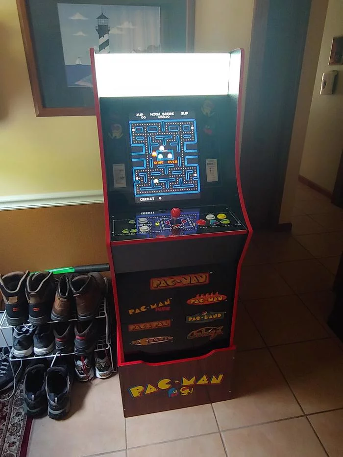 I asked my grandfather not to give me anything for my birthday. He came and gave me this slot machine with 7 games. - The photo, Birthday, Presents, Grandfather, Slot machines, Retro, Reddit