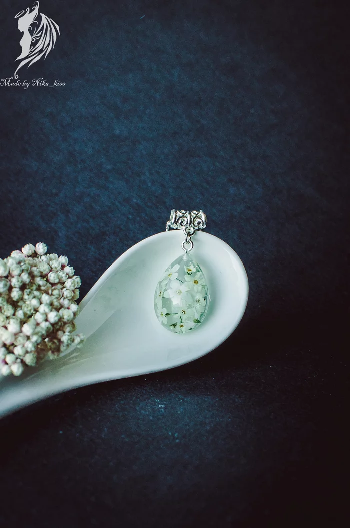 Handmade jewelry with fresh flowers - My, Handmade, Epoxy resin, Flowers, Needlework without process, Nika_kiss, Longpost, Bijouterie