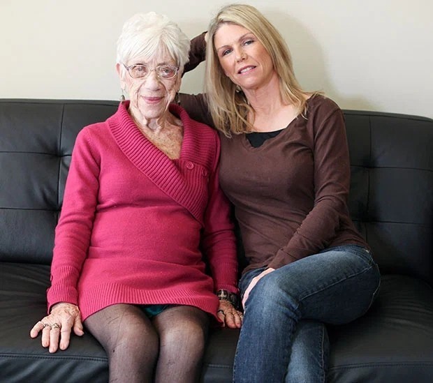 Lesbo spyfam petite grannies