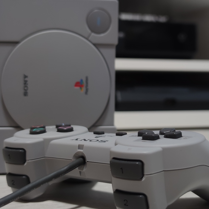  PlayStation Classic  220   Project Eris Playstation, Sony, , -, , , , 