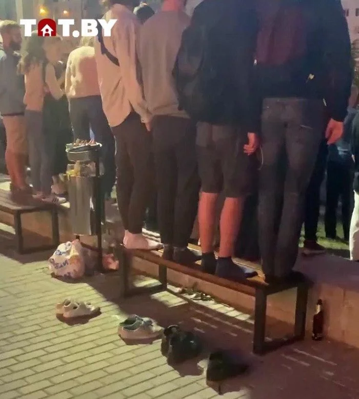 Протест протестом, но обувь надо снять - Республика Беларусь, Протесты в Беларуси, Воспитание, Политика