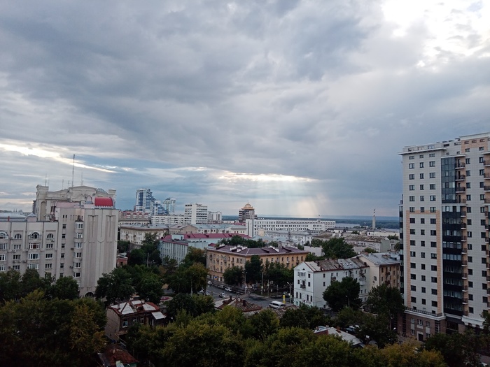 Солнышко пробивается