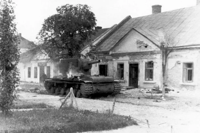 Tank KV-2 from the 12th Tank Division of the Southwestern Front, abandoned in the city of Nikolaev, Lviv region - Kv-2, The fight, Lviv Oblast, The Great Patriotic War, Tanks, The photo, Story, 20th century