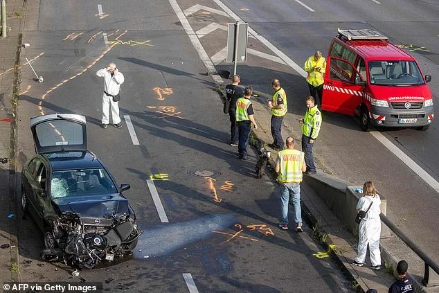 Accident on Berlin highway - possible terrorist attack - news, Negative, Germany, Crash, Attack