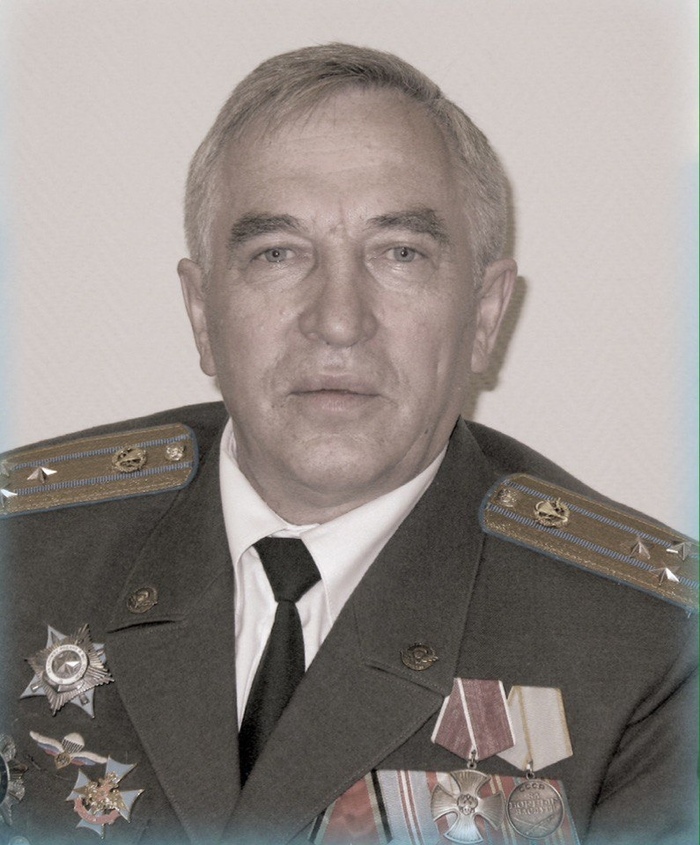 Кому война - кому мать родна (9)