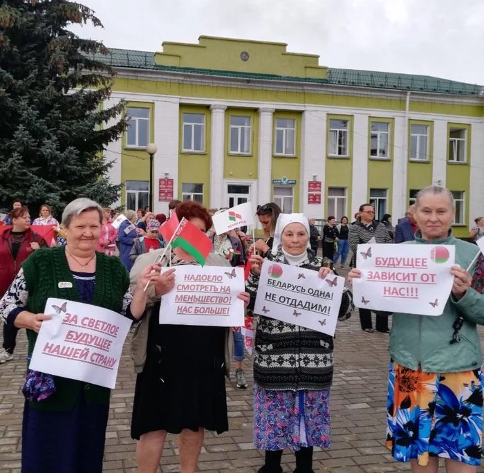 4 horsemen of the apocalypse - Politics, Republic of Belarus, Grandmother, Electorate