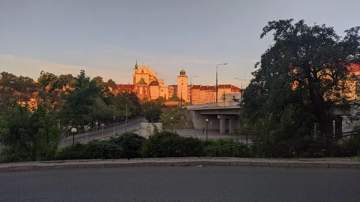 Warsaw, walk at dawn and after sunset - My, Warsaw, Mobile photography, Longpost