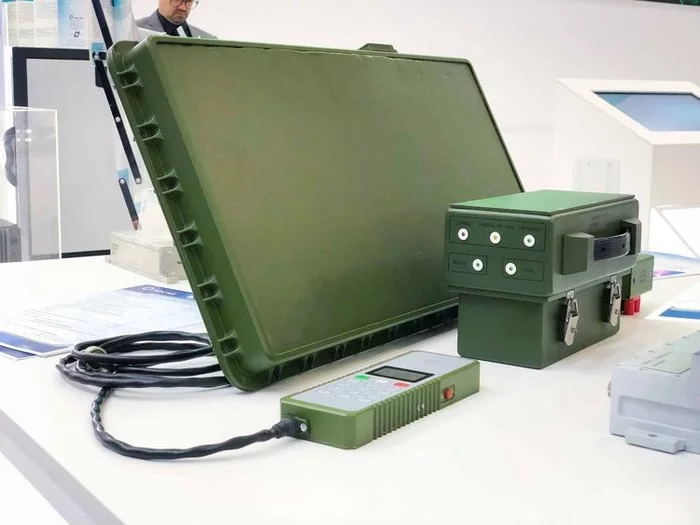 The most compact satellite communication station in Russia was presented - Satellite Communications, Rostec