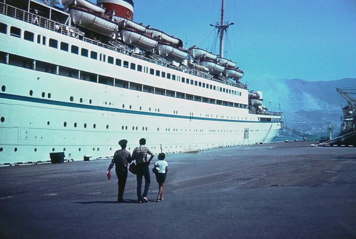 “The screams of the children were the scariest sounds that night.” - Catastrophe, Bulk carrier, the USSR, Black Sea, Longpost, Negative, Steamer, Accordion, Novorossiysk