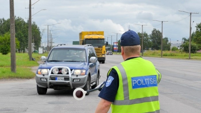 Не штрафом единым: у горячих эстонских водителей появилась альтернатива штрафам