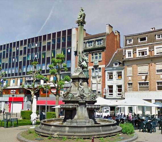 People joked that the mayor gave his heart and soul to the city. They laughed in vain, because a terrible surprise awaited them under the old fountain. - Fountain, Heart, Belgium, Mayor, news, Longpost