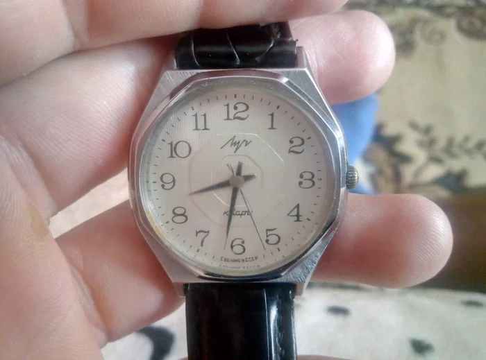 Scoop price - Wrist Watch, Made in USSR