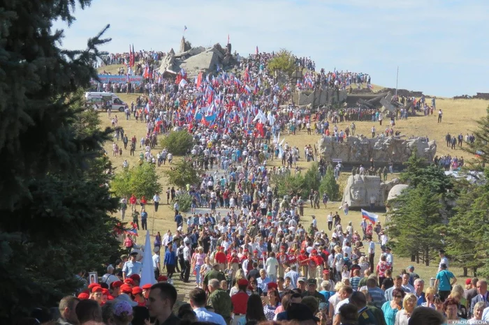 Saur-Mogila remembers the battles of the Great Patriotic War and the battles of 2014 - Memory, The Great Patriotic War, Saur-Mogila, Longpost, Negative, DPR, War