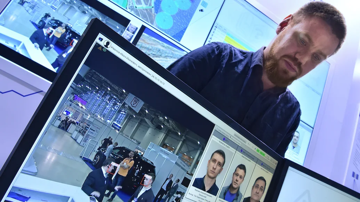 Роскомсвобода требует запретить систему распознавания лиц