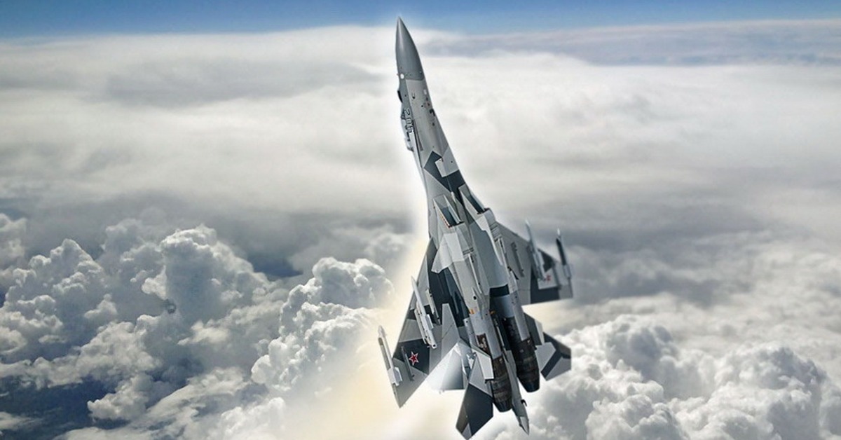Полеты российских самолетов. Самолёт истребитель Су 35. Су-35 высший пилотаж. Су-35 сверхзвуковой самолёт. Су 35 Кобра.