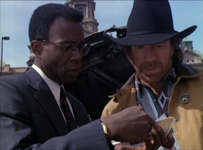 160085460815529565 крутой уокер номер телефона