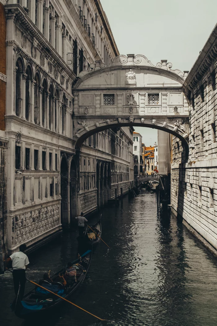 Gondolas - My, Venice, Gondola, Italy, The photo, I want criticism