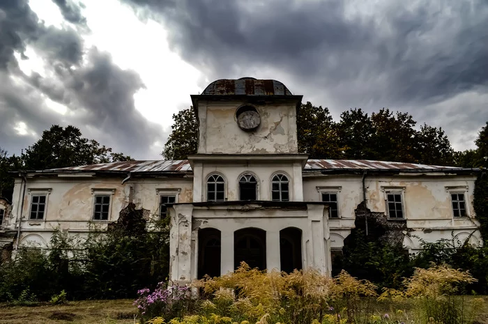 Abandoned estate of the Decembrists of the 18th century - My, The photo, Architecture, Longpost, Abandoned