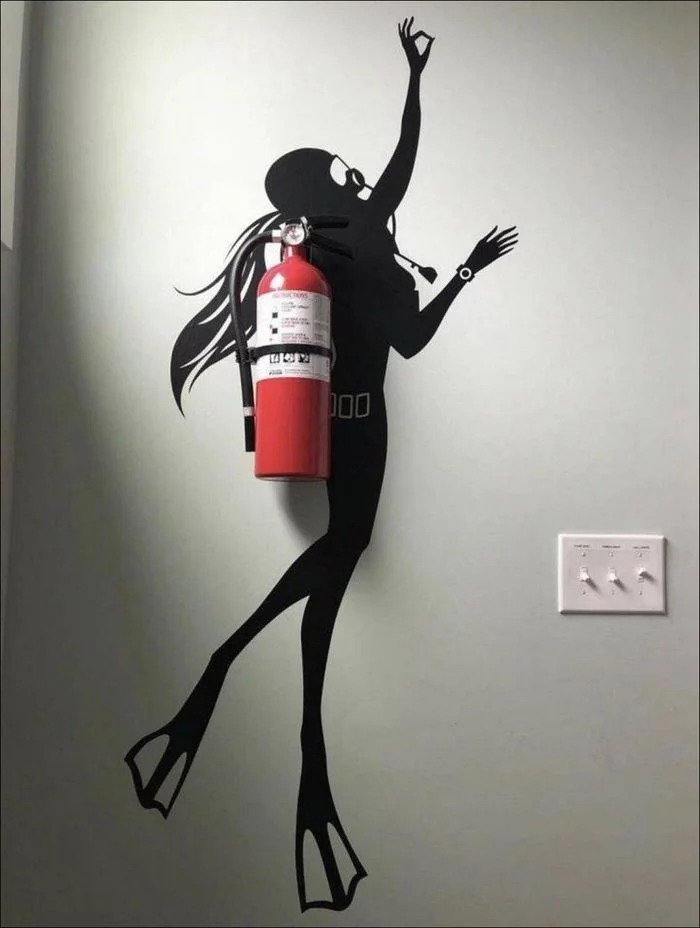 scuba diver - Fire extinguisher, Drawing, Girls, From the network, Scuba diver