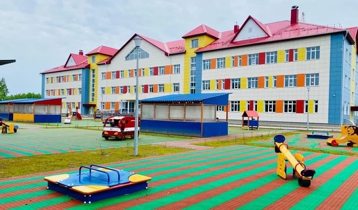 A kindergarten school with 500 seats was opened in the Khanty-Mansi Autonomous Okrug - School, Education, Russia, Khanty-Mansiysk, Far North, Video, Longpost, Positive