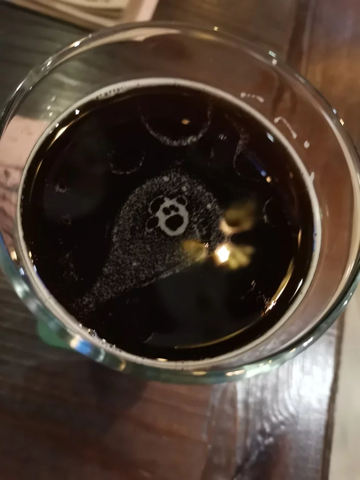 They brought me a pint of beer - My, Beer, Coincidence, Stout, Pareidolia