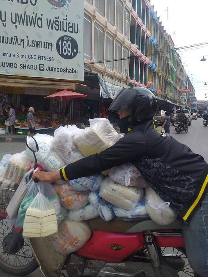 When you only have a moped, but you need to stock up for a week - Thailand, Moped, Products, Shipping, Shopping, Longpost