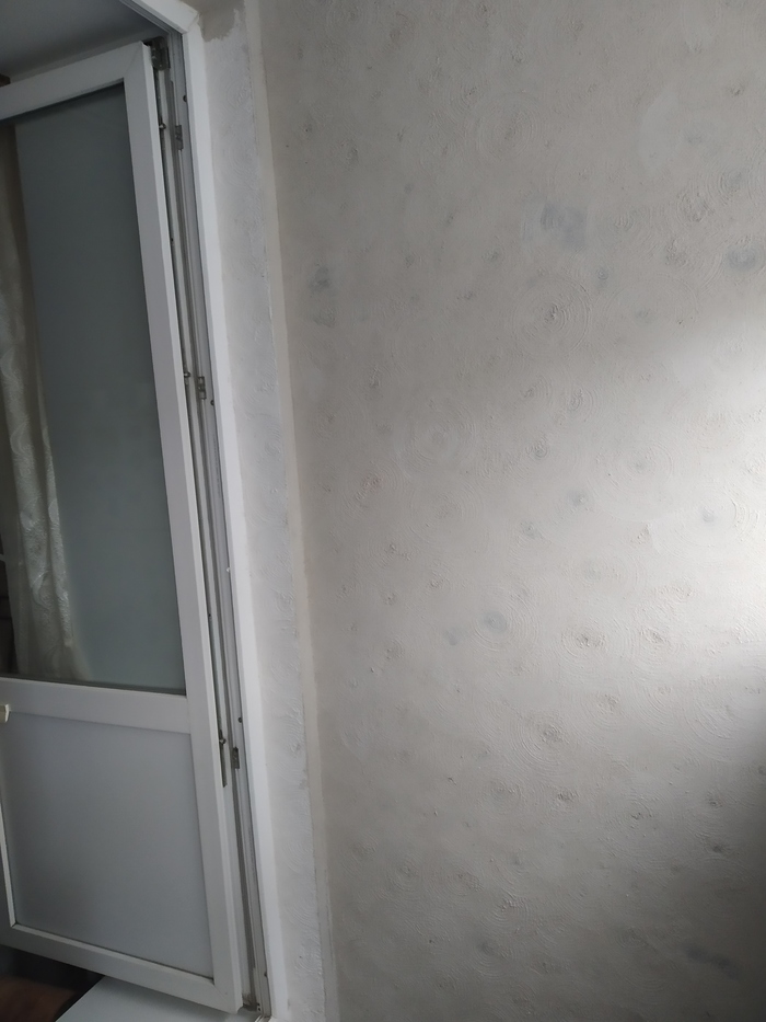 Lodžie z ženských rukou Rekonstrukce bytu, Zateplení lodžie, Dlouhý sloup