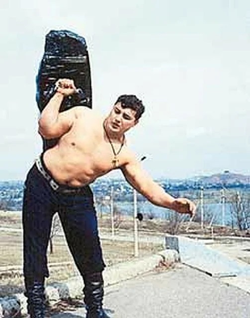 How does he lift a 600 kg bull? Records of the hero Khaladzhi from Donbass - My, Power, Strongman, Power Extreme, Guinness Book of Records, Workout, Kettlebell sport, Ivan Poddubny, Bogatyr, Athletes, Video, Longpost