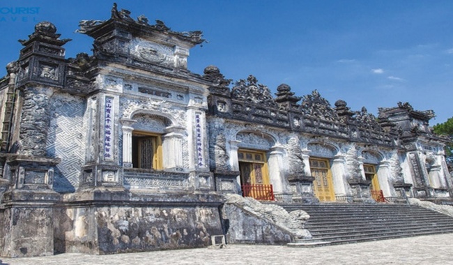 A river shrouded in the scent of incense and ancient tombs. Hue. Vietnam - My, Hue, Vietnam, Travels, Asia, Longpost