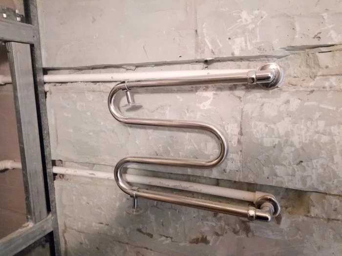 Heated towel rail from the developer - My, Towel dryer, Repair, Plumbing, Leakage, Longpost