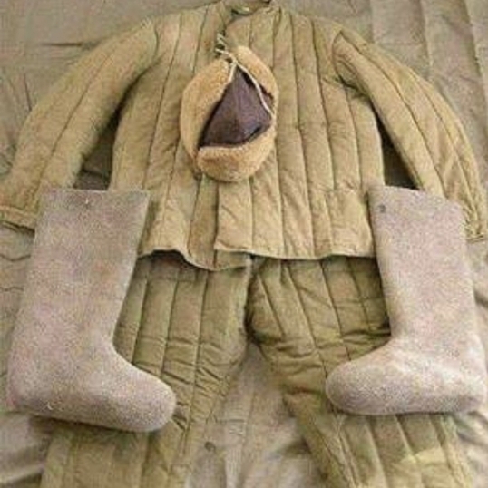 Мода беспощадна. Луки-этого сизона...