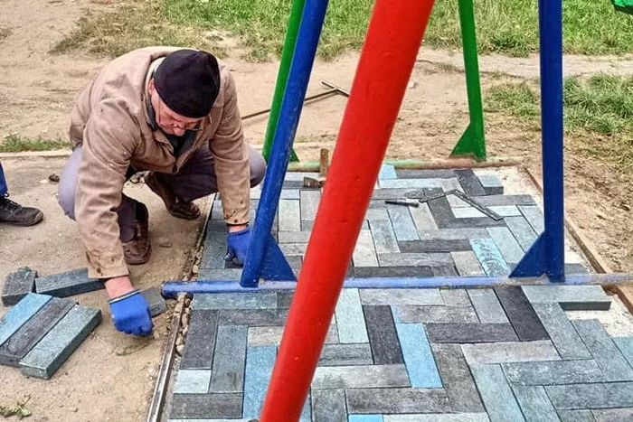 In Odessa, they created paving stones from illiquid plastic - Tile, Plastic, Waste recycling, Odessa, Ecology, Environment, Longpost