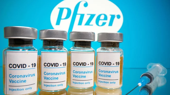 Россия начала переговоры о закупке 2,5 млн доз вакцины Pfizer для чиновников и депутатов Коронавирус, ИА Панорама, Fake News, Юмор, Вакцина, Pfizer