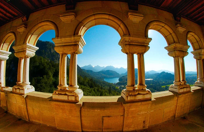 Neuschwanstein Castle in Bavaria - Lock, Neuschwanstein, Germany, Longpost