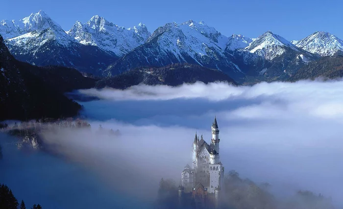 Neuschwanstein Castle in Bavaria - Lock, Neuschwanstein, Germany, Longpost