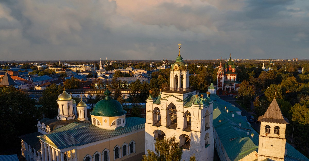 Ярославский золотое кольцо. Ярославль столица золотого кольца. Ярославль с высоты - столица золотого кольца. Столица золотого кольца Ярославль кольцо. Ярославль золотое кольцо.