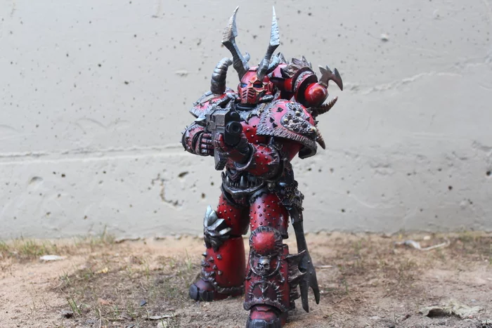 Chaos Space Marine (model 28 cm, plastic material) - My, Warhammer 40k, Modeling, Miniature, Painting miniatures, Hobby, Collecting, Warhammer, With your own hands, Longpost