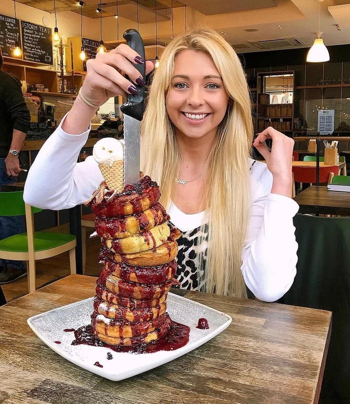 Kate Ovens from the UK is a girl who loves to eat - Gluttony, Beautiful girl, To eat, Longpost, Food, Girls