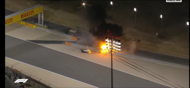 Accident in Formula 1 race - Crash, Race, Formula 1, Bahrain Grand Prix, Romain Grosjean