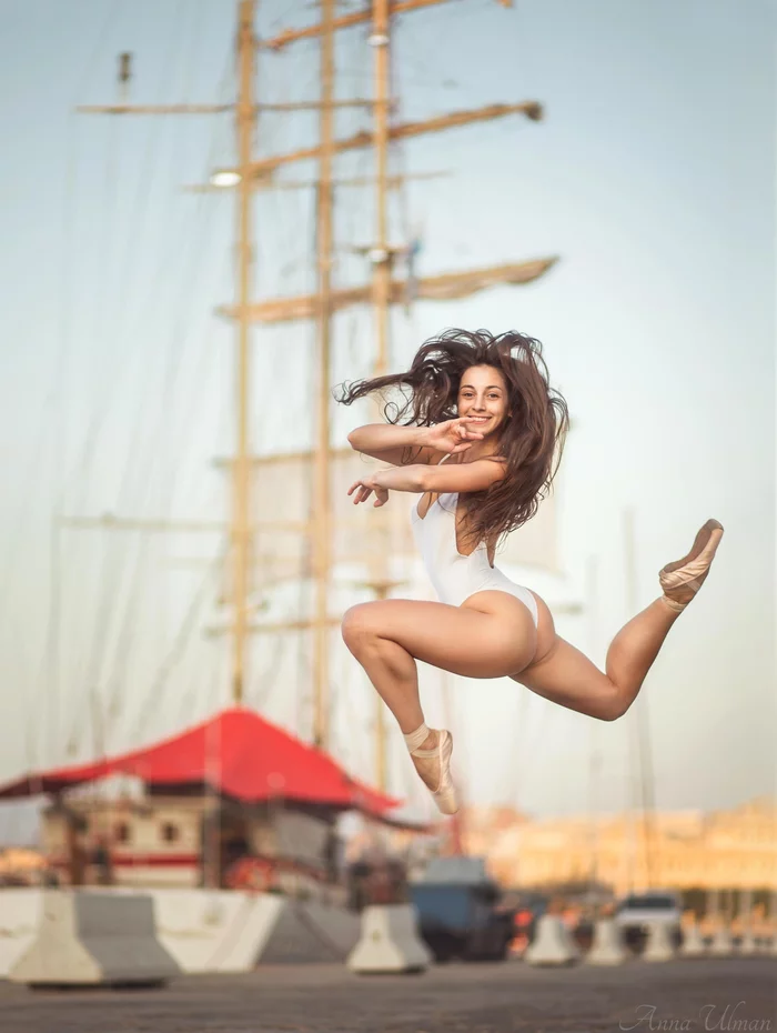 Jumping gallop - Photographer, Reddit, Prima Ballerina, Spain