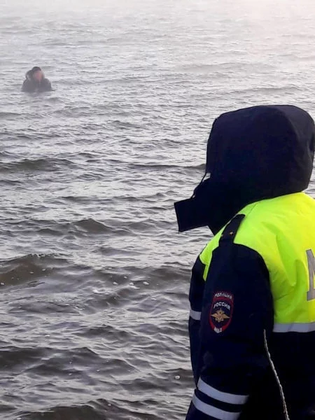 I'll wait here - Astrakhan, Police, freezing, Incident, Longpost, DPS, Volga river