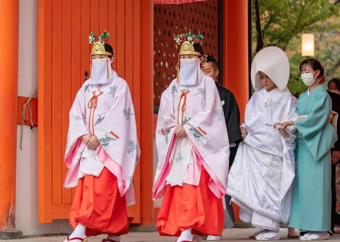 Shinto response to coronavirus - Japan, Coronavirus, Mask