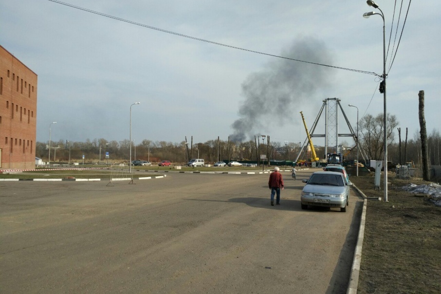 В Ярославле загорелся ТЦ, сотни человек эвакуированы - Происшествие, Ярославль, Торговый центр, Пожар, Liferu, Длиннопост, Пожар в Ярославле, Негатив