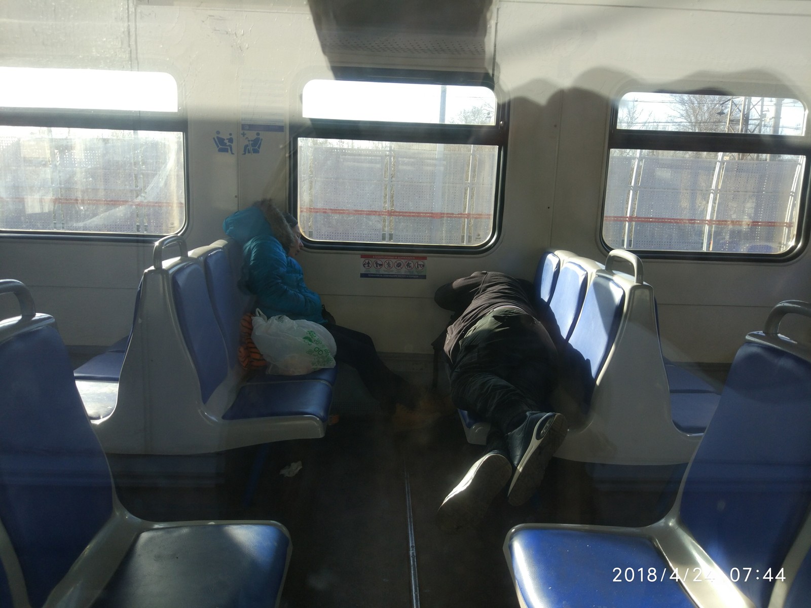 Suburban sleeping car - Train, Suburban trains, Good morning, Civil society, Mess, Longpost, Commuter train