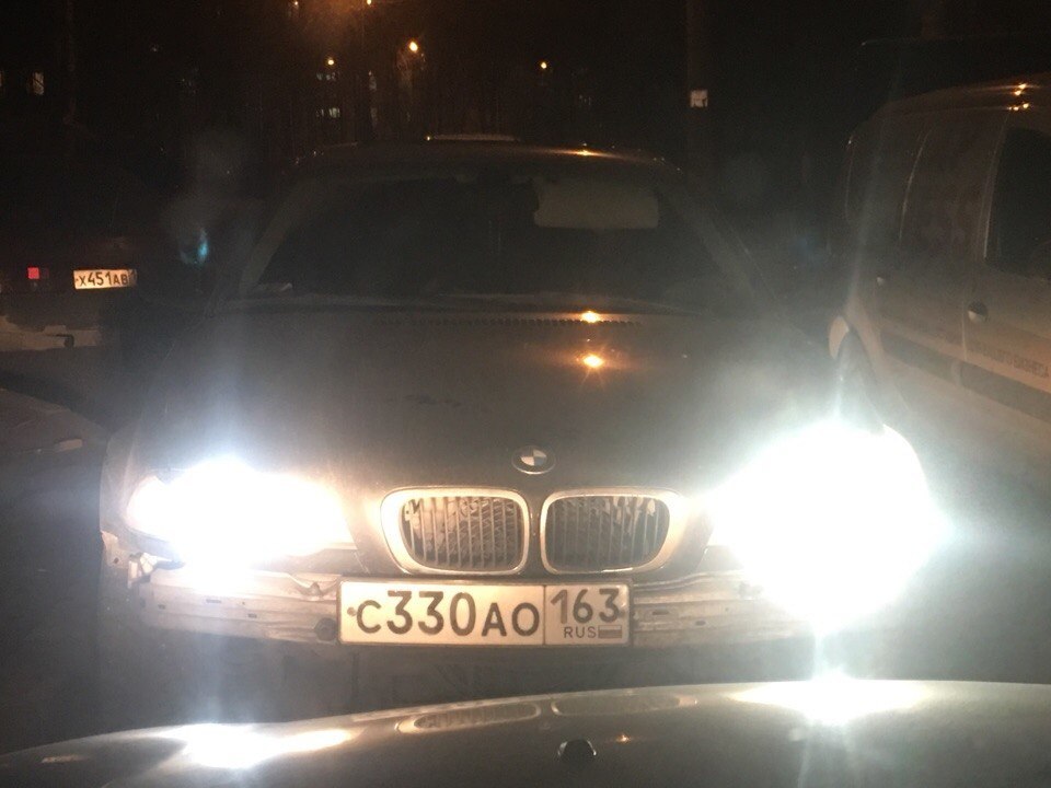 The traffic police inspector deliberately knocked down two pedestrians in a BMW (with fake state numbers) - My, DPS, Police, Road accident, Crash, Bmw, Negative, Mat